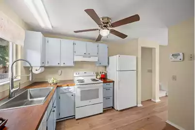4950 Amberwood Lane, North Charleston, SC 29418 - Photo 10