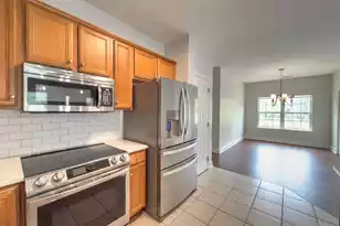 102 Manning Ct, Summerville, SC 29485 - Photo 10