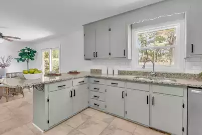 2204 Dallerton Circle N, Charleston, SC 29414 - Photo 10