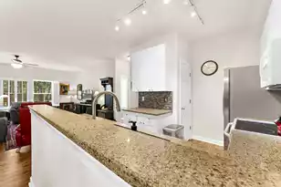 203 Pickering Ln, Charleston, SC 29414 - Photo 10