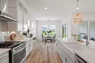 309 Sunkissed Wy, Summerville, SC 29486 - Photo 2