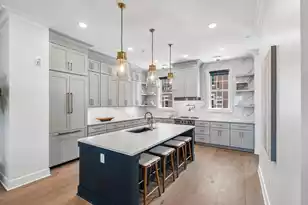 368 Broad St, Charleston, SC 29401 - Photo 8