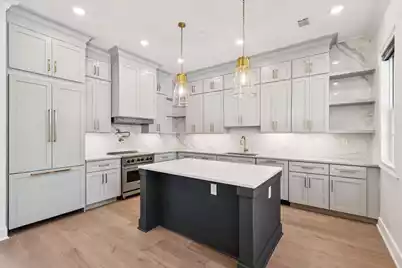 350 Broad Street, Charleston, SC 29401 - Photo 12