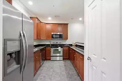 5561 Colonial Chatsworth Circle, North Charleston, SC 29418 - Photo 6