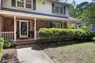 17 Plantation Cir, Summerville, SC 29485 - Photo 6