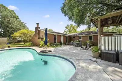 1352 Honeysuckle Lane, Charleston, SC 29412 - Photo 18