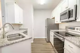 1300 Park West Blvd, Mount Pleasant, SC 29466 - Photo 8