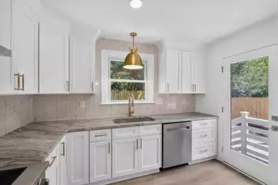 1353 Memory Lane, Charleston, SC 29407 - Photo 12