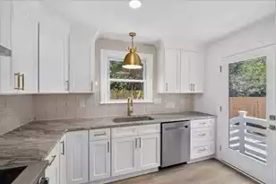 1353 Memory Ln, Charleston, SC 29407 - Photo 12