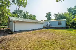 2155 Poinsettia Ave, Summerville, SC 29486 - Photo 36