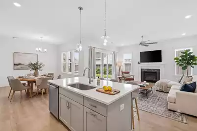601 Blueway Avenue, Summerville, SC 29486 - Photo 2