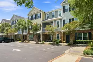 656 Coleman Blvd, Mount Pleasant, SC 29464 - Photo 2