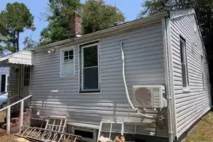 2762 Surrey Dr W, North Charleston, SC 29405 - Photo 2