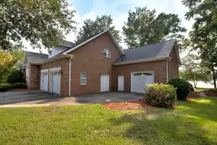 65 Reedy Ct, Manning, SC 29102 - Photo 6