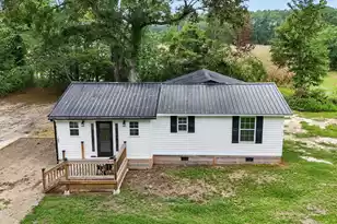1085 Homestead Rd, Saint Stephen, SC 29479 - Photo 4