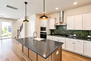 111 Crimson St, Summerville, SC 29486 - Photo 4