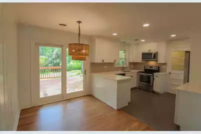 927 Holly Court, Hanahan, SC 29410 - Photo 4
