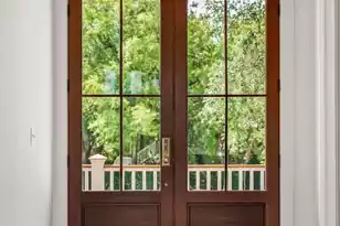 813 Harbour Watch Ct, Mount Pleasant, SC 29464 - Photo 8