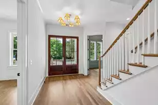 813 Harbour Watch Ct, Mount Pleasant, SC 29464 - Photo 10