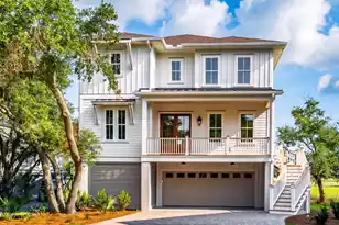 813 Harbour Watch Ct, Mount Pleasant, SC 29464 - Photo 4