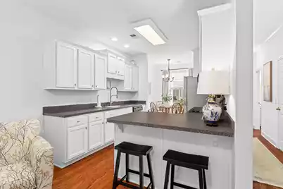 2388 Kings Gate Lane #302, Mount Pleasant, SC 29466 - Photo 4