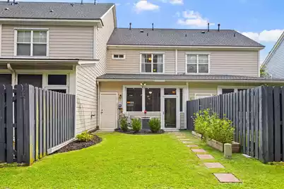 2388 Kings Gate Lane #302, Mount Pleasant, SC 29466 - Photo 2