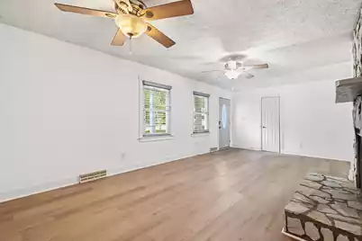 220 Crestwood Drive, Summerville, SC 29483 - Photo 12