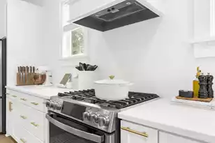 635 Flint St, Charleston, SC 29412 - Photo 14