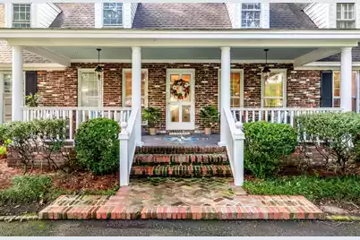 975 Harbortowne Road, Charleston, SC 29412 - Photo 6