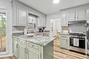 8113 Waltham Rd, North Charleston, SC 29406 - Photo 2