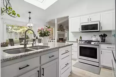 8133 Ridgebrook Drive N, North Charleston, SC 29420 - Photo 14