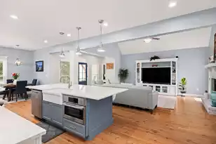 106 Berkshire Dr, Charleston, SC 29492 - Photo 8