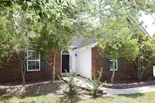 300 Prestwick Ct, Summerville, SC 29483 - Photo 2