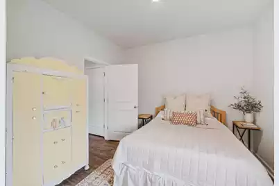 200 Watersglen Drive, Summerville, SC 29486 - Photo 22