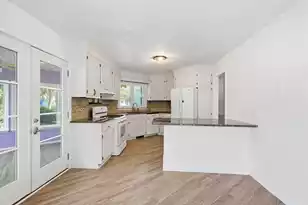 608 Dolphin Dr, Summerville, SC 29485 - Photo 18