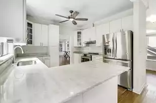 819 Harbor Pl Dr, Charleston, SC 29412 - Photo 12