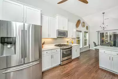 3813 Hanoverian Drive, Mount Pleasant, SC 29429 - Photo 6