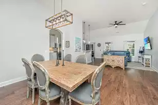 3813 Hanoverian Dr, Mount Pleasant, SC 29429 - Photo 4