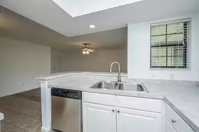 1835 Villa Maison #D, Mount Pleasant, SC 29464 - Photo 8