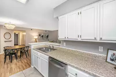 1054 Anna Knapp Boulevard #4G, Mount Pleasant, SC 29464 - Photo 10