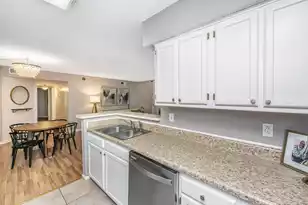 1054 Anna Knapp Blvd, Mount Pleasant, SC 29464 - Photo 10