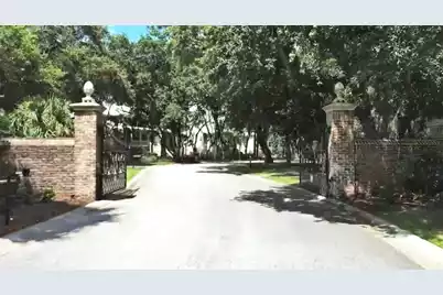 628 Parrot Point Drive, Charleston, SC 29412 - Photo 2