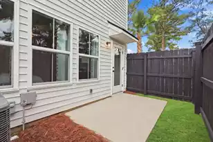 4633 Forest Hills Dr, North Charleston, SC 29418 - Photo 26