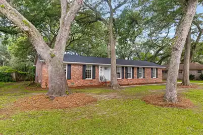 1775 Balfoure Drive, Charleston, SC 29407 - Photo 2