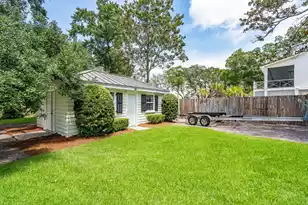 1670 Hunley Ave, Charleston, SC 29412 - Photo 54