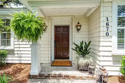 1670 Hunley Avenue, Charleston, SC 29412 - Photo 8