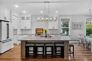 2580 Larch Ln, Mount Pleasant, SC 29466 - Photo 8