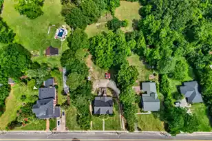 650 Hampton St, Elloree, SC 29047 - Photo 42