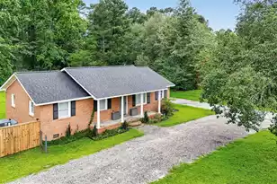 504 Butternut Road W, Summerville, SC 29483 - Photo 4