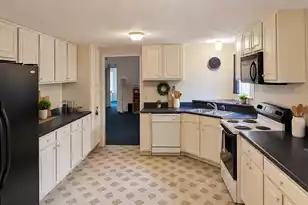 215 Walker St, Walterboro, SC 29488 - Photo 14